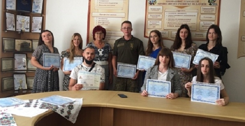 Вручення дипломів – неповторна мить